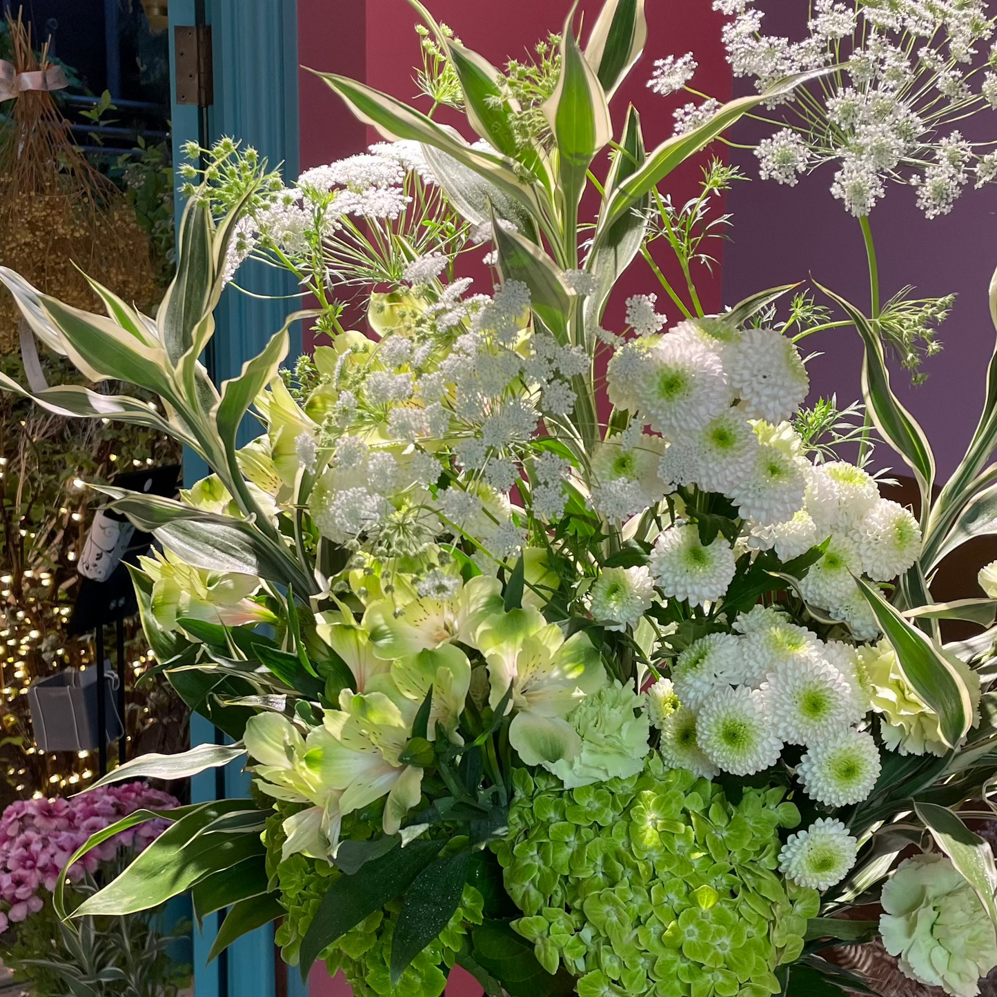 IKEBANA - 白 -
