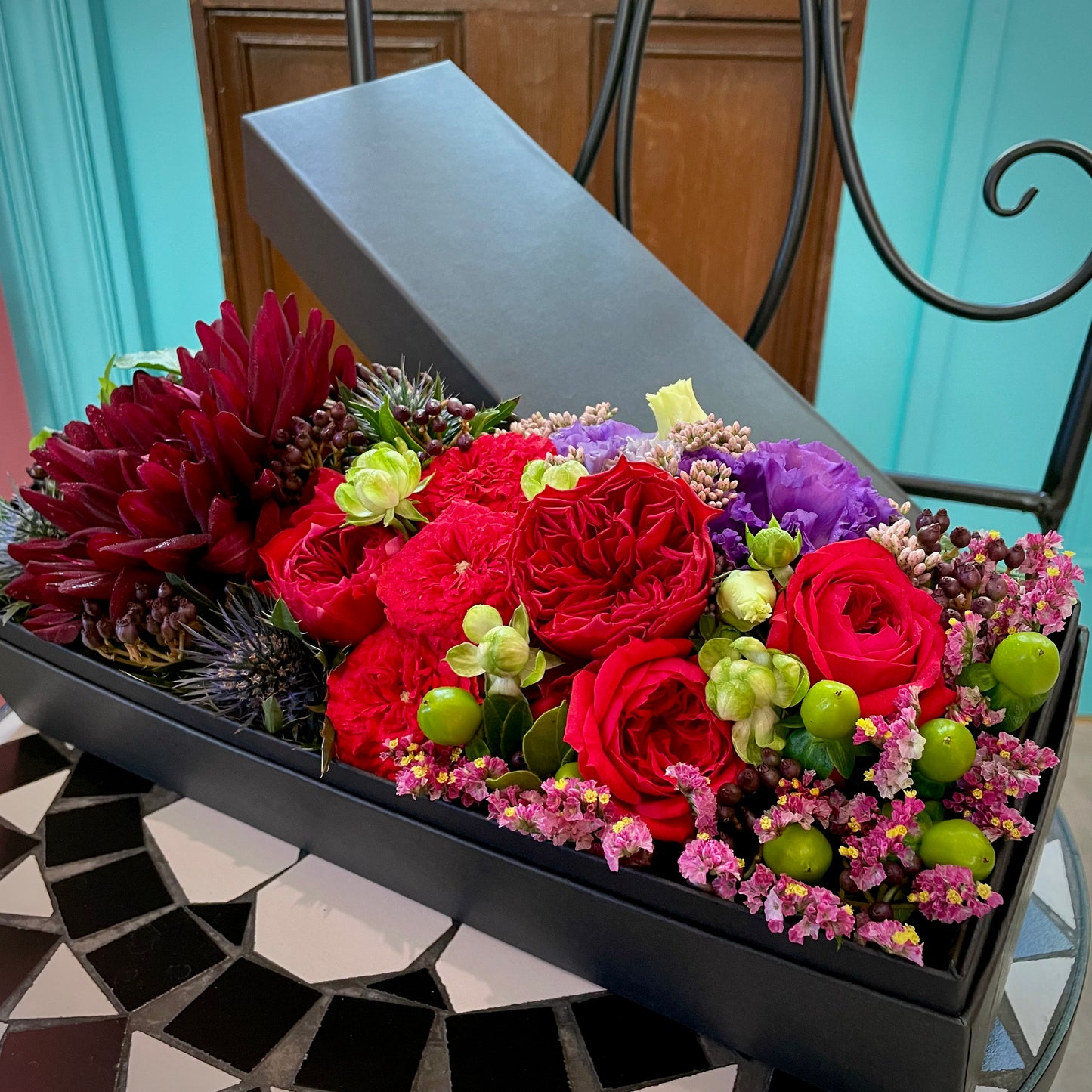 flowerbox -dahlia&rose-